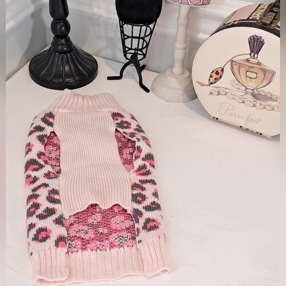 5 Piece Dog Clothes Set Size XS/S NWT & NWOT - Picture 8 of 16